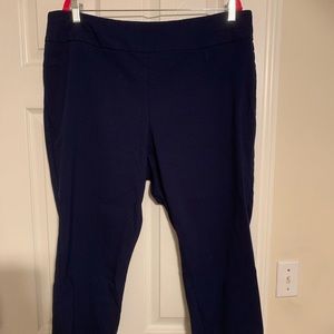 22W St. John’s Bay Navy Capris